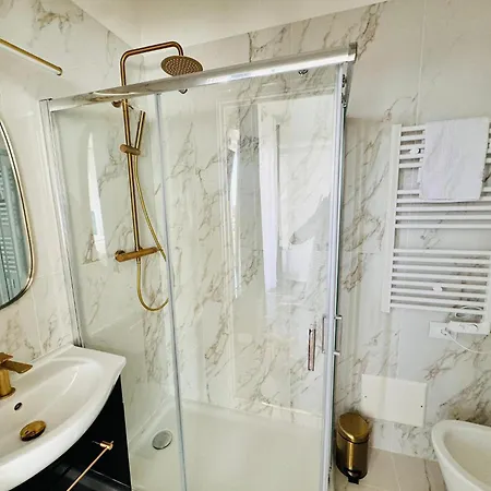 New Seaside Gold Affittacamere Bordighera